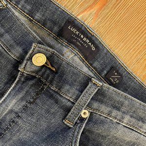 Lucky Brand - Distressed Denim Blue Jeans. Mid Rise Skinny AVA. Size 14